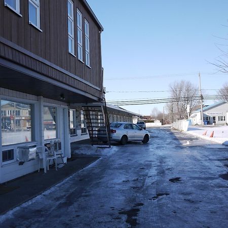 Motel Rive Du Lac Saint-Zotique Esterno foto