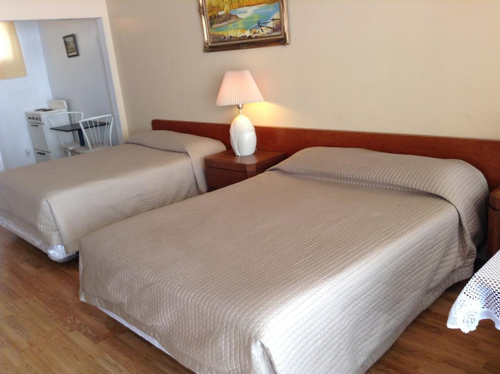 Motel Rive Du Lac Saint-Zotique Esterno foto